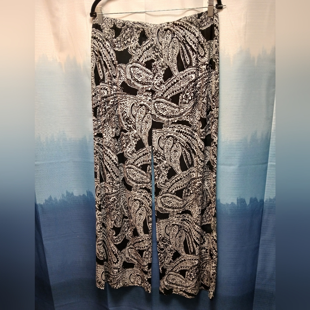 Chico's Size 2 Lounge Pants